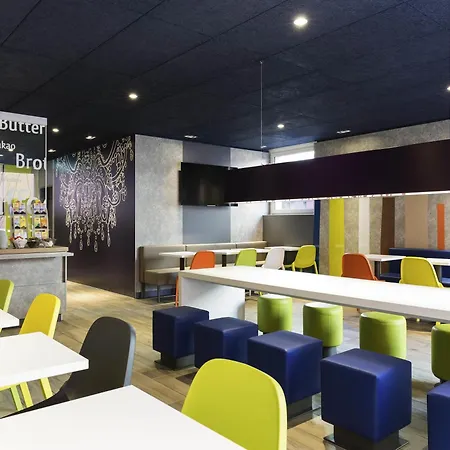 Ibis Budget Zurich Airport-2
